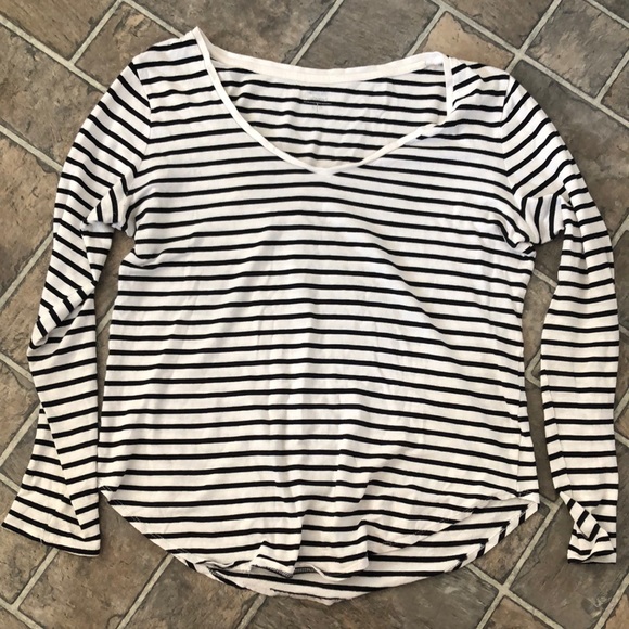 Old Navy Striped Shirt b&w - Picture 1 of 3